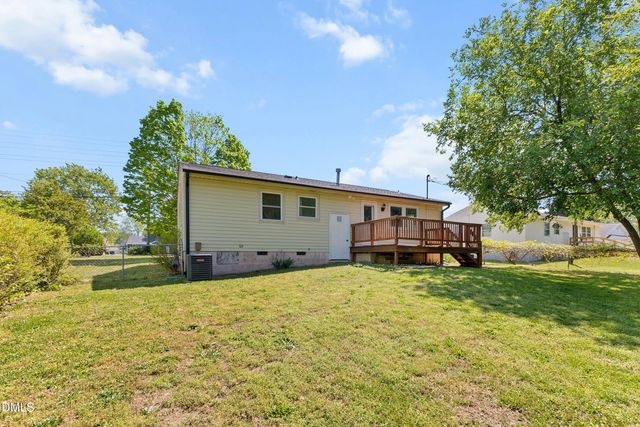 718 S Hughes Street, Apex, NC 27502