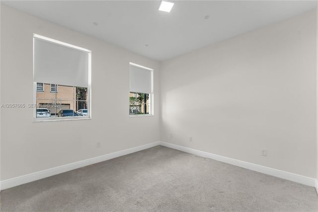 950 SW 147th Ave 2611, Pembroke Pines, FL 33027
