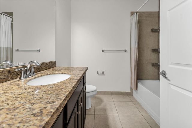 950 SW 147th Ave 2611, Pembroke Pines, FL 33027