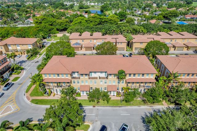 950 SW 147th Ave 2611, Pembroke Pines, FL 33027