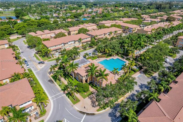 950 SW 147th Ave 2611, Pembroke Pines, FL 33027