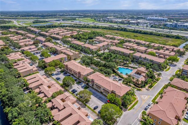 950 SW 147th Ave 2611, Pembroke Pines, FL 33027