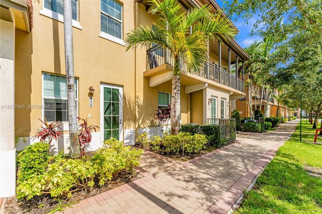 950 SW 147th Ave 2611, Pembroke Pines, FL 33027
