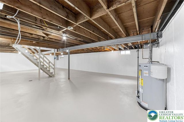 1305 Statten Avenue, Hanover Twp, PA 18017