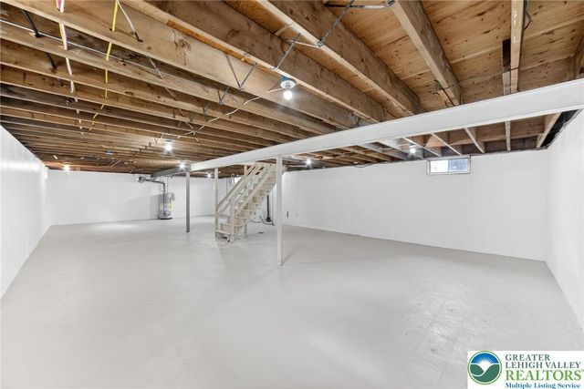 1305 Statten Avenue, Hanover Twp, PA 18017