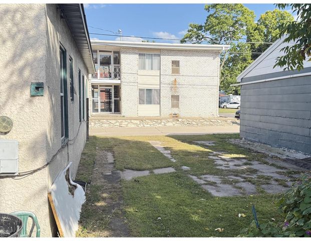 912 Cameron AVENUE, La Crosse, WI 54601