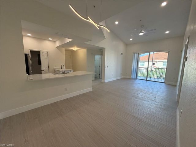 9025 Colby DR 2120, Fort Myers, FL 33919