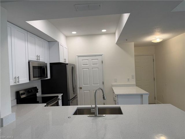 9025 Colby DR 2120, Fort Myers, FL 33919