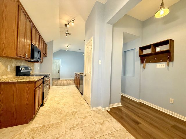 970 Fox Grove Lane, Providence Village, TX 76227