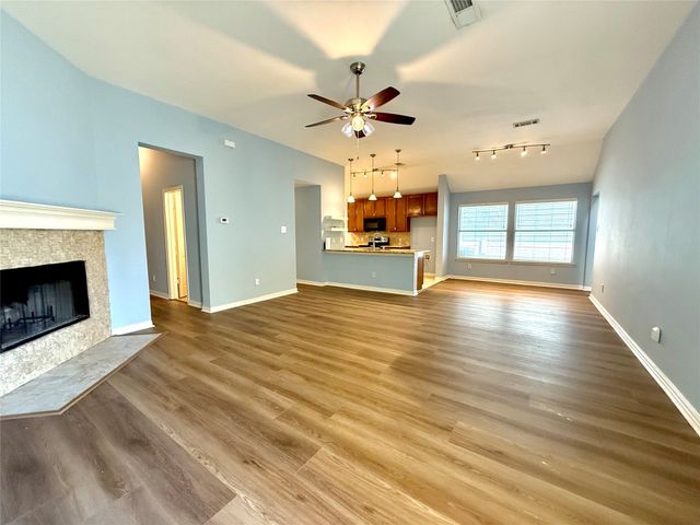 970 Fox Grove Lane, Providence Village, TX 76227