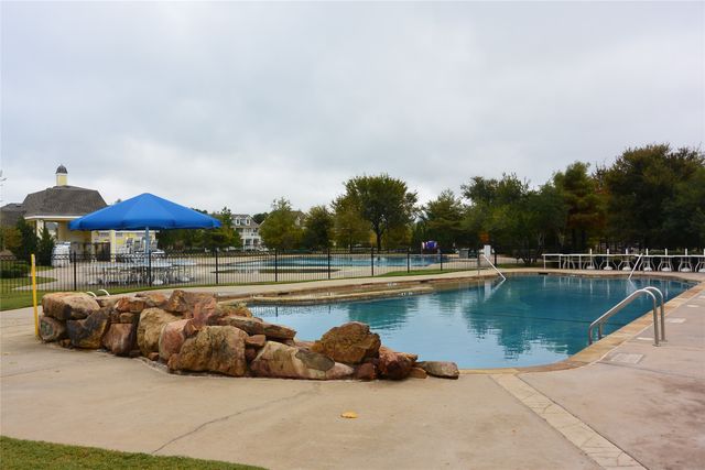 970 Fox Grove Lane, Providence Village, TX 76227