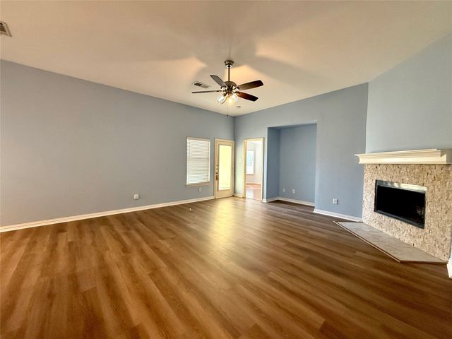 970 Fox Grove Lane, Providence Village, TX 76227