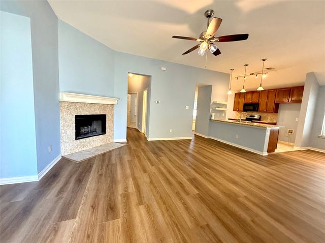 970 Fox Grove Lane, Providence Village, TX 76227