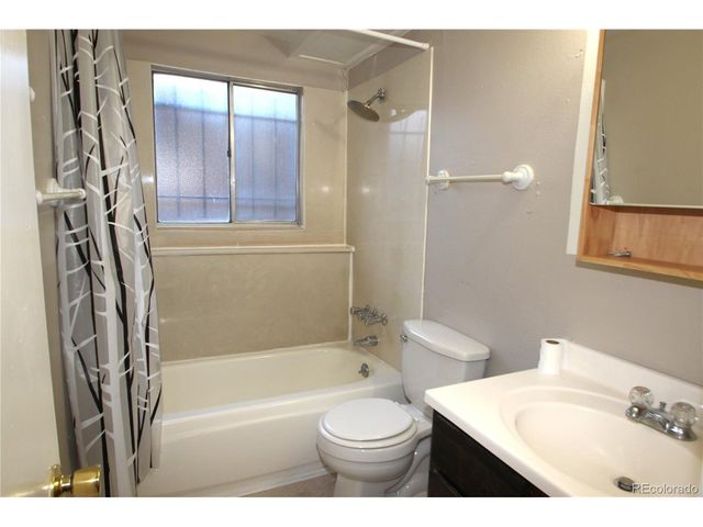 1322 Arch St, Colorado Springs, CO 80904