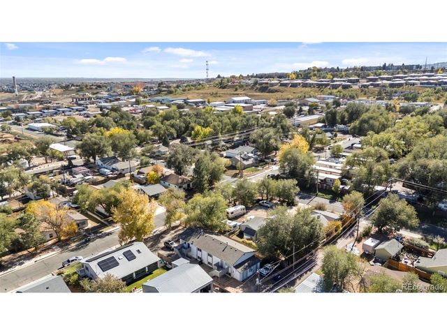 1322 Arch St, Colorado Springs, CO 80904