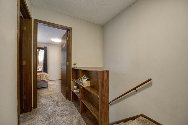 1117 Trailwood S, Hopkins, MN 55343