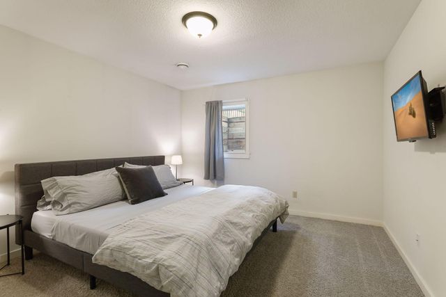 2313 Cole Avenue SE, Minneapolis, MN 55414