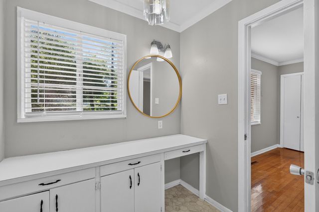 702 Woodhaven Dr., Hattiesburg, MS 39401