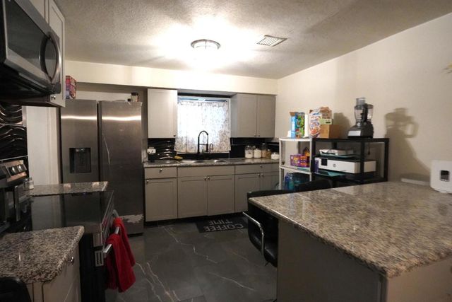 625 NE 130th Street, North Miami, FL 33161