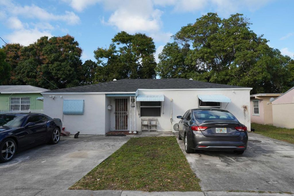 625 NE 130th Street, North Miami, FL 33161
