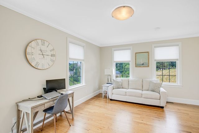 5 Point Shore Drive, Amesbury, MA 01913