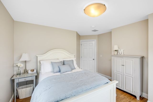 5 Point Shore Drive, Amesbury, MA 01913