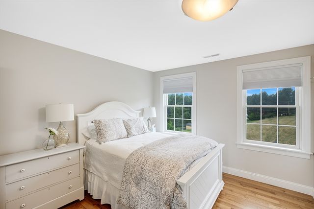 5 Point Shore Drive, Amesbury, MA 01913