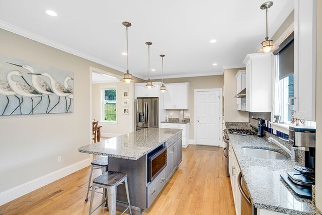 5 Point Shore Drive, Amesbury, MA 01913