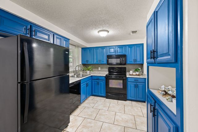 1904 Westover Drive, Arlington, TX 76015