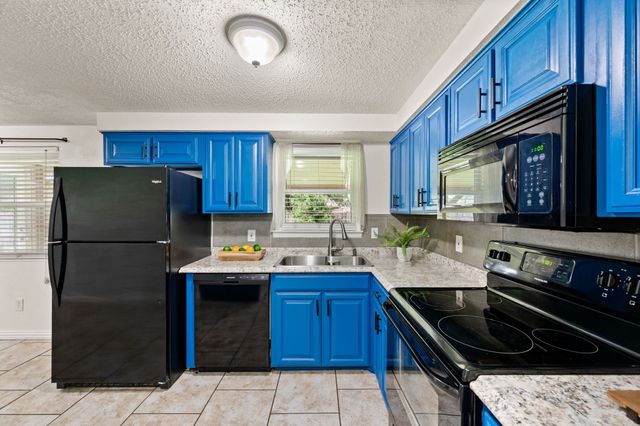 1904 Westover Drive, Arlington, TX 76015