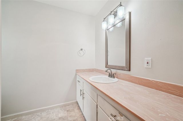 40389 Melrose Avenue, Hemet, CA 92544