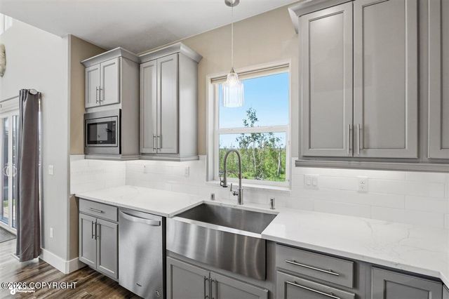 3208 S Barn Gable Loop, Wasilla, AK 99654