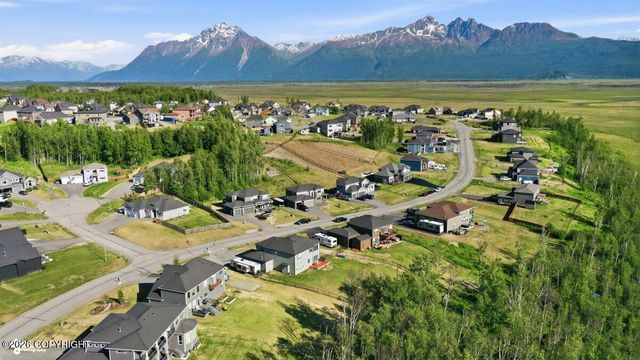 3208 S Barn Gable Loop, Wasilla, AK 99654