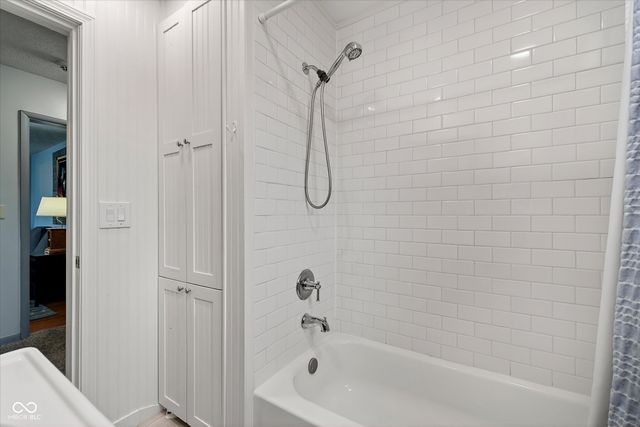 4601 N Lesley Avenue, Indianapolis, IN 46226