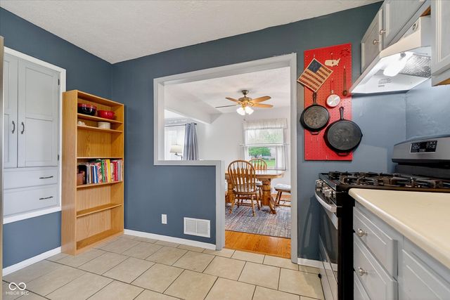 4601 N Lesley Avenue, Indianapolis, IN 46226