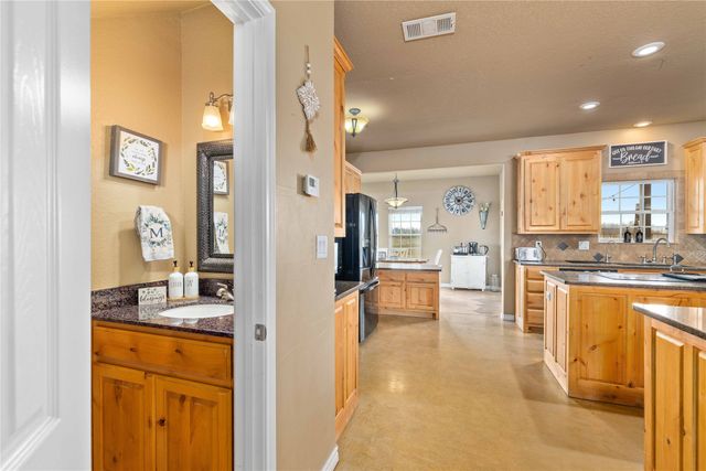 304 Sunrise Drive, Early, TX 76802