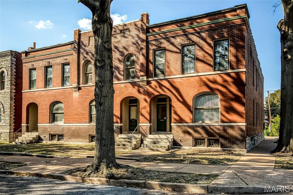 3805 Shenandoah Avenue 1st floor, St Louis, MO 63110