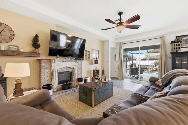 895 OLD WINDSOR WAY, Spring Hill, FL 34609