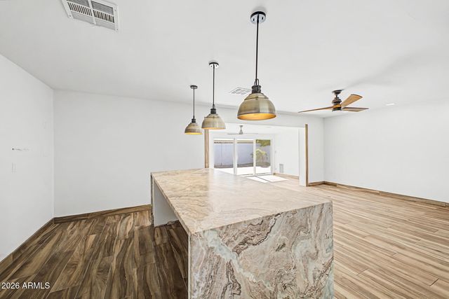 7729 E RANCHO VISTA Drive, Scottsdale, AZ 85251