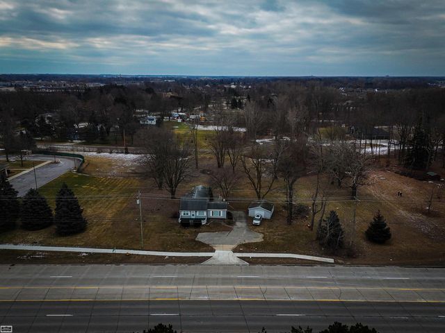25300 23 mile Road, Chesterfield Twp, MI 48051