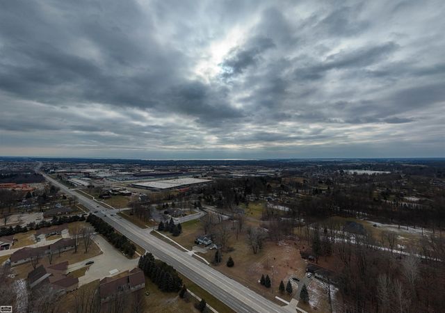 25300 23 mile Road, Chesterfield Twp, MI 48051