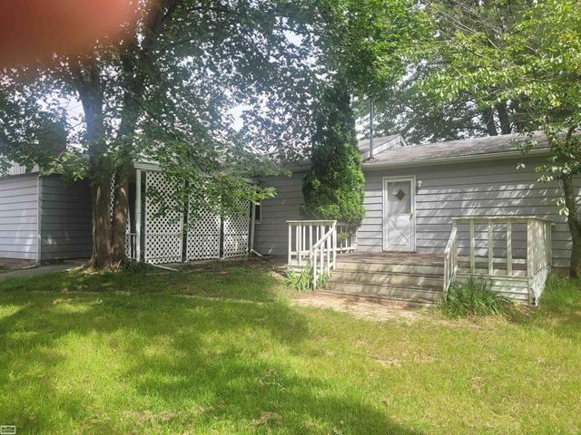 25300 23 mile Road, Chesterfield Twp, MI 48051