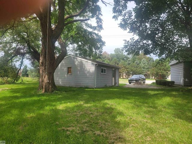 25300 23 mile Road, Chesterfield Twp, MI 48051