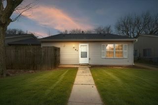 80 Fernwood Drive O, Bolingbrook, IL 60440