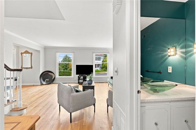 109 Wyndham Avenue 109, Providence, RI 02908