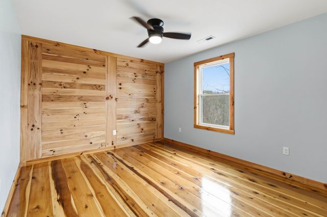 223 Pumpkin Creek Circle, Jamestown, KY 42629