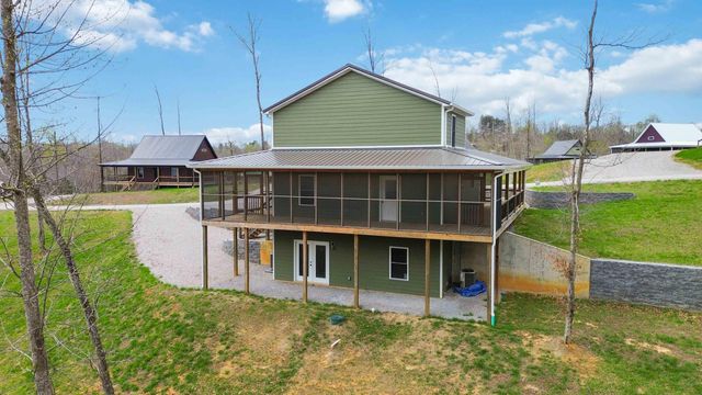 223 Pumpkin Creek Circle, Jamestown, KY 42629