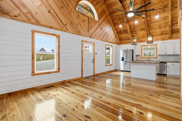 223 Pumpkin Creek Circle, Jamestown, KY 42629