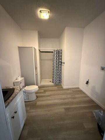 604 E Bertha Street, Humansville, MO 65674