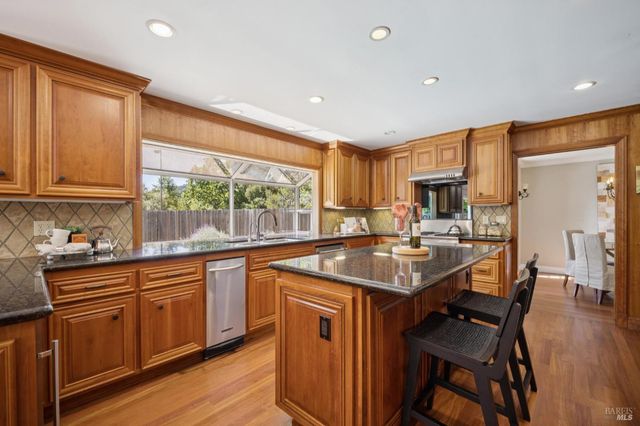 29 Andreas Cir, Novato, CA 94945